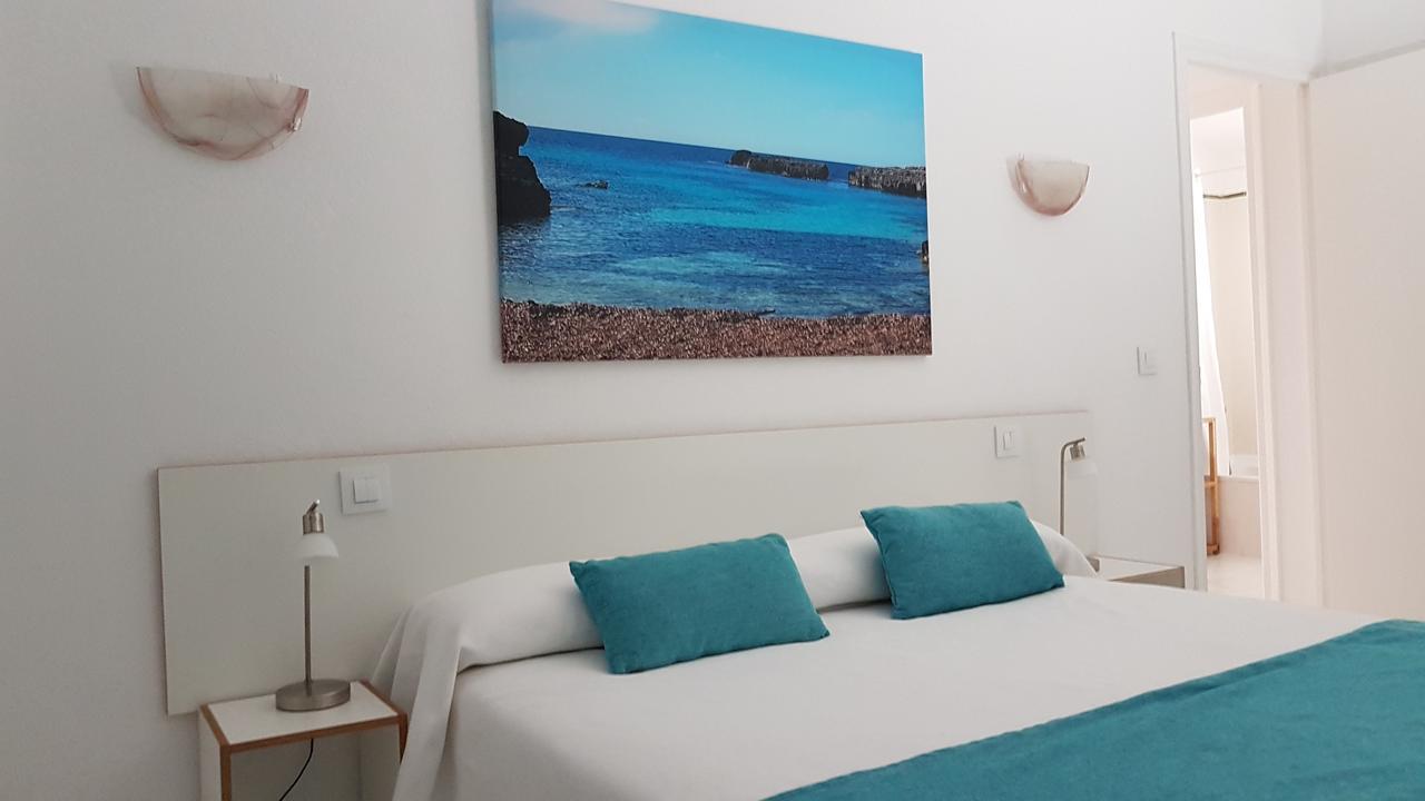 Apartaments California 칼라엔블레인즈 외부 사진